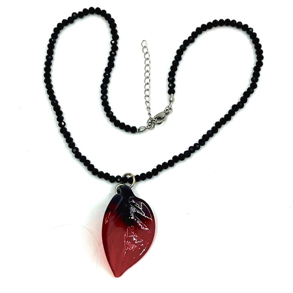 GLASS HAND-BLOWN Leave Pendant and Glass Beaded Choker Chain 16” extendible - Picture 2 of 4